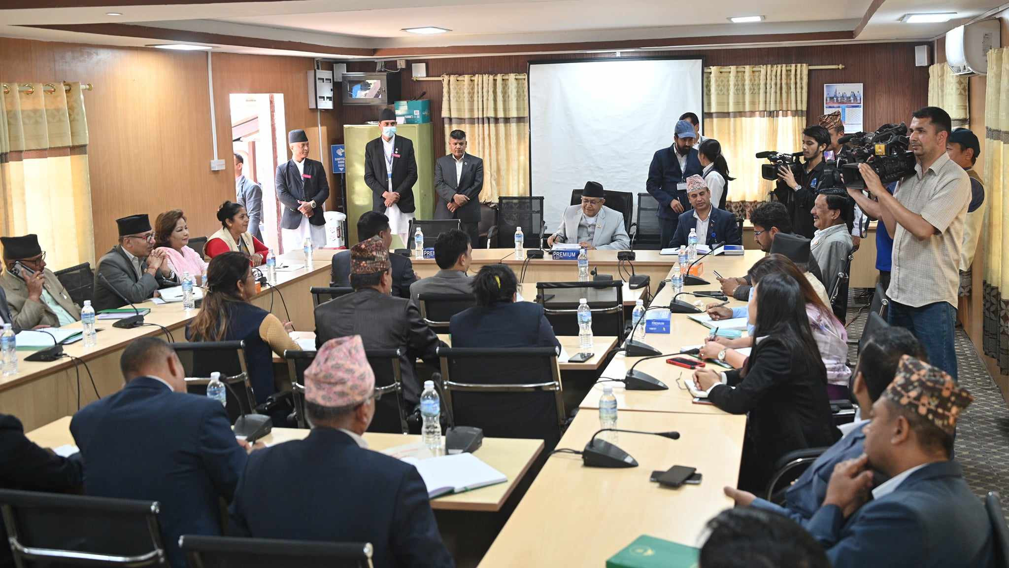 संसदीय समितिका सभापतिहरूलाई सभामुखको निर्देशन- विधेयकलाई छिटो पारित गरेर संसदमा ल्याउनू